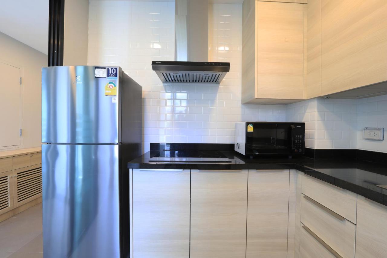 Glory Sukhumvit -asoke- Prompong- Bts- Mrt Aparthotel *