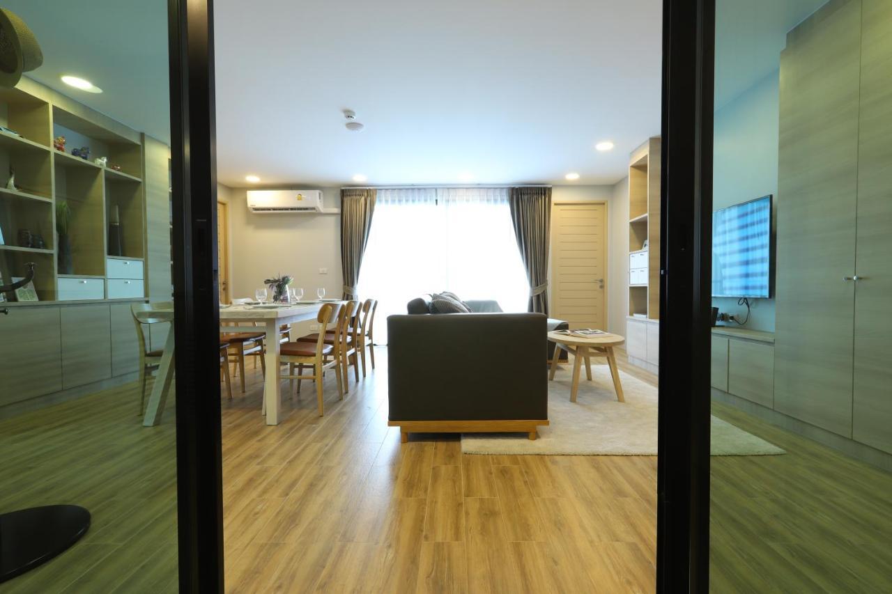 Glory Sukhumvit -asoke- Prompong- Bts- Mrt Aparthotel *
