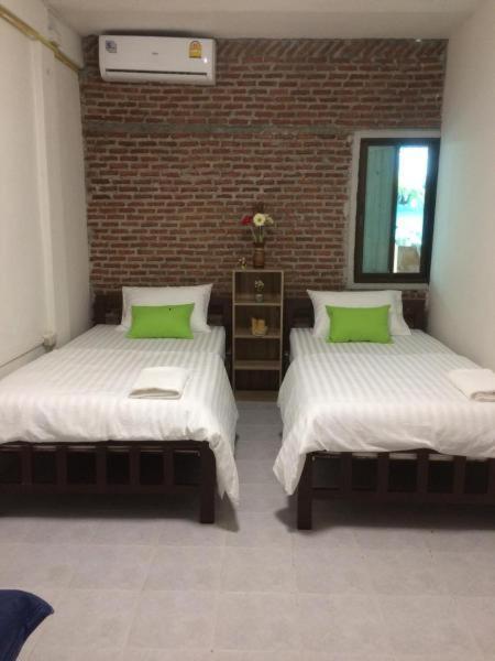 Hostel Banana Donmuang Bangkok