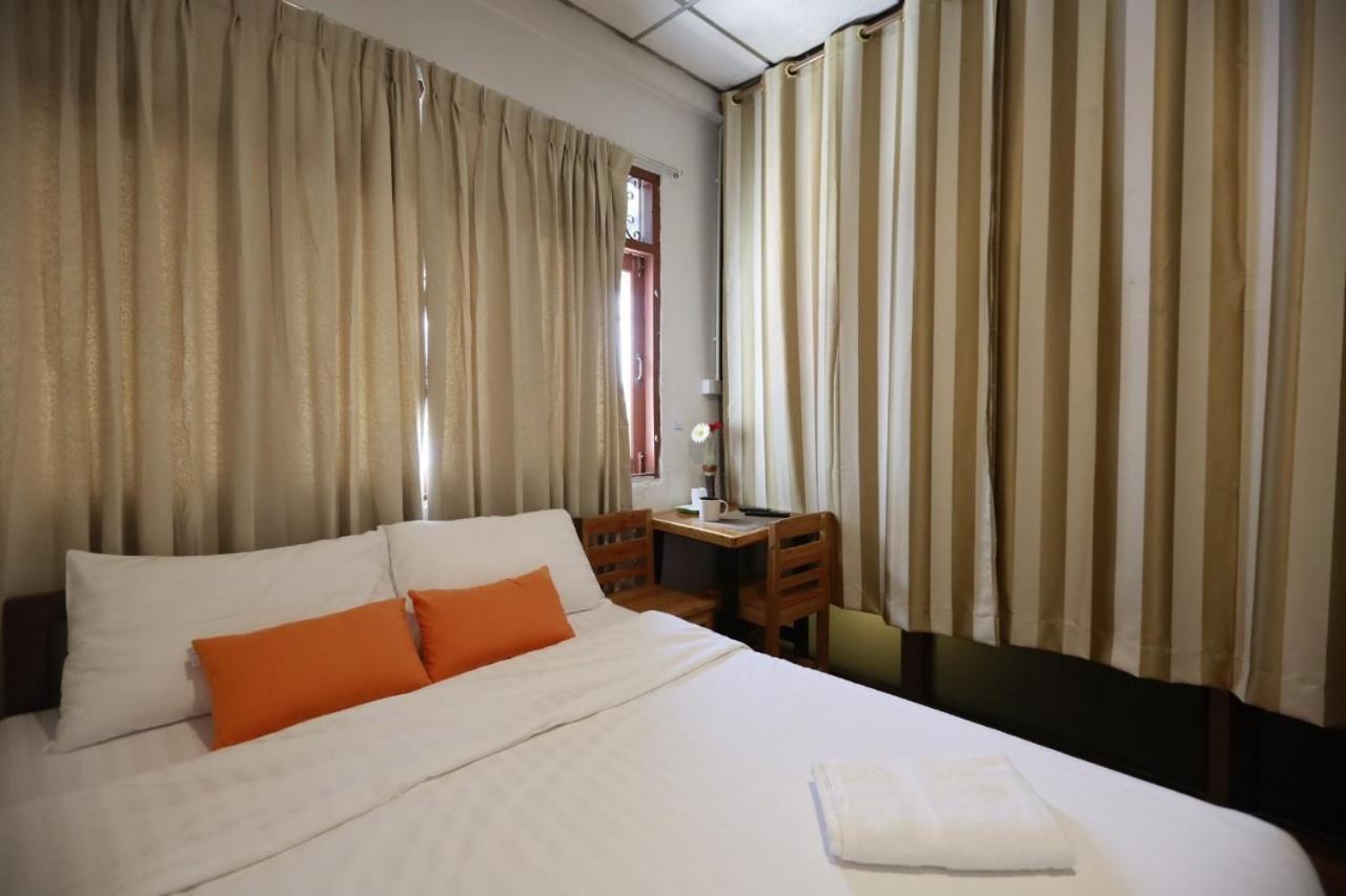 Hostel Banana Donmuang *