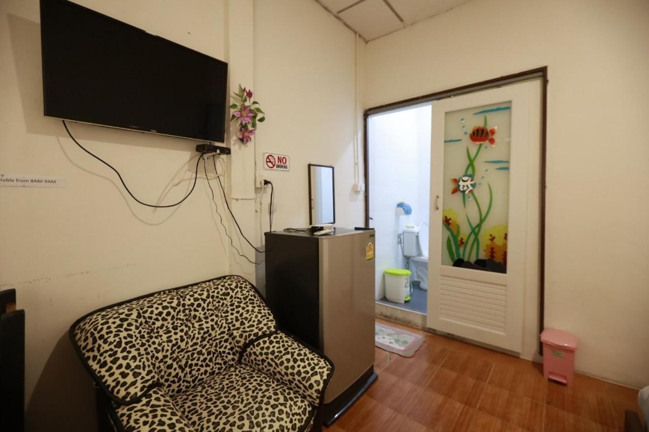 Hostel Banana Donmuang *