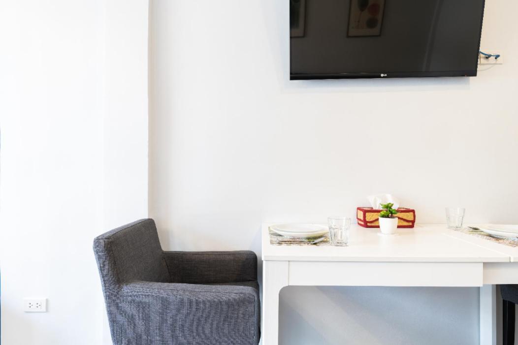 Apartment Cozy 1 In Sathorn, Bts Saint Louis
