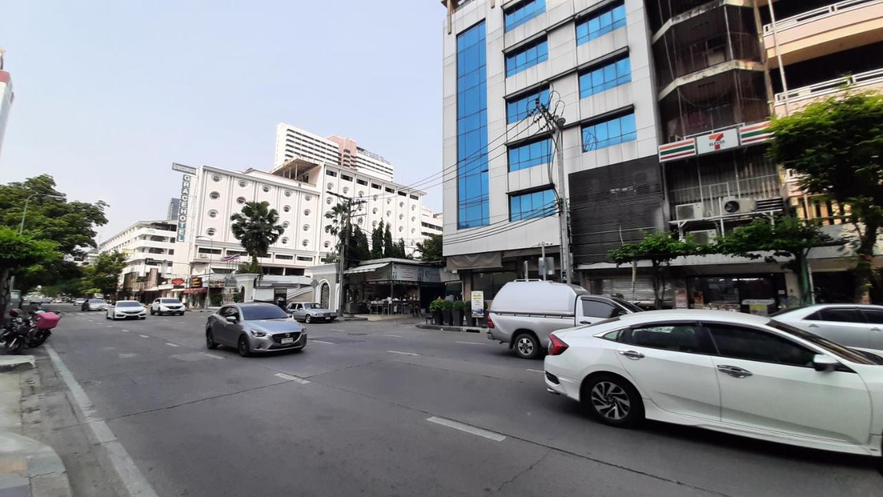 Hotel Plaza Nana Bangkok