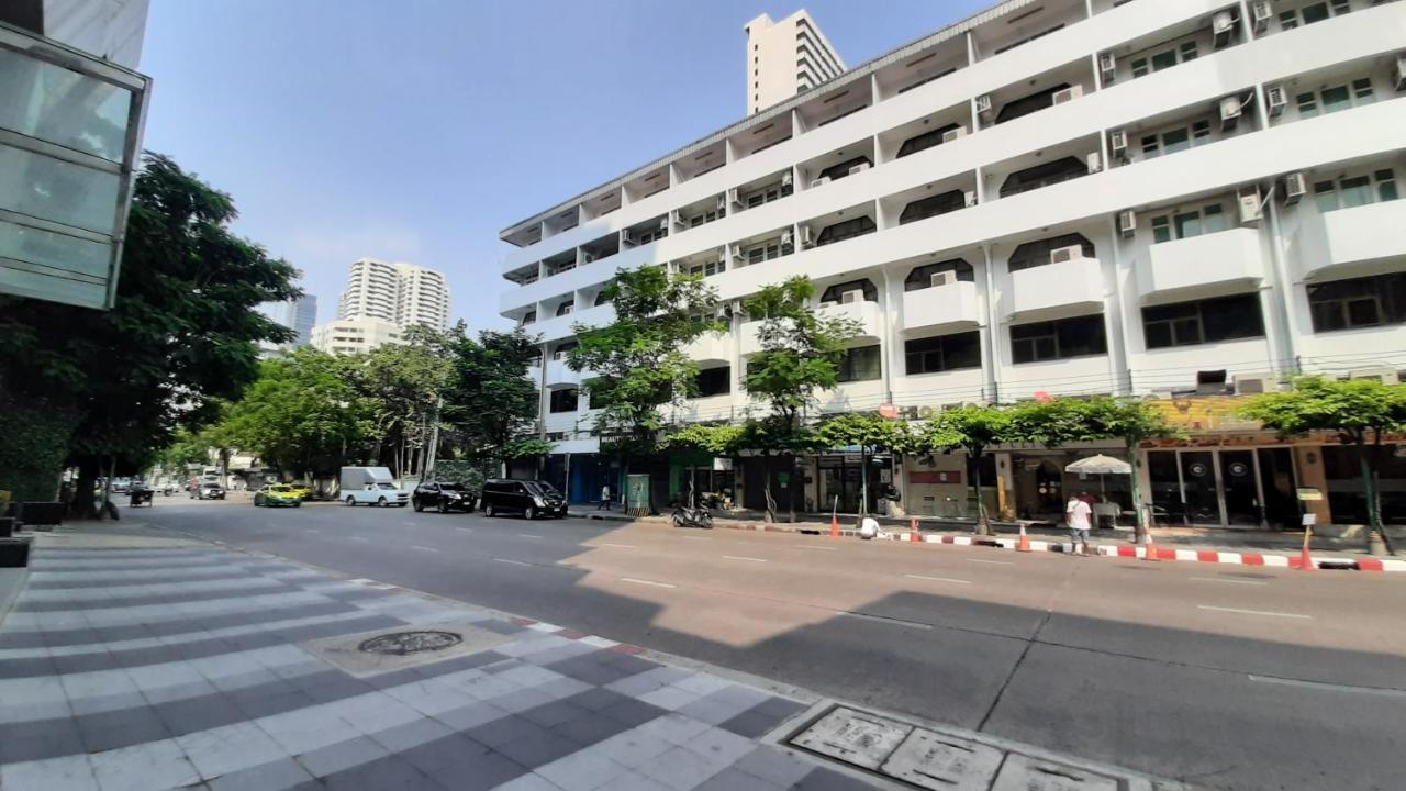 Hotel Plaza Nana Bangkok