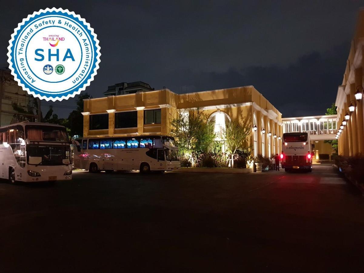 Hotel S Hotel, Navamin