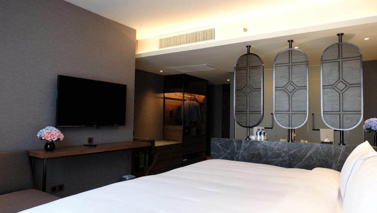 Ayathorn Hotel 4*