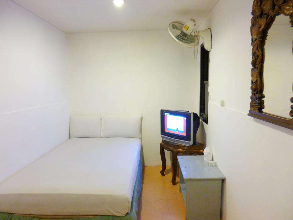 Asrama Sawasdee Welcome Inn *