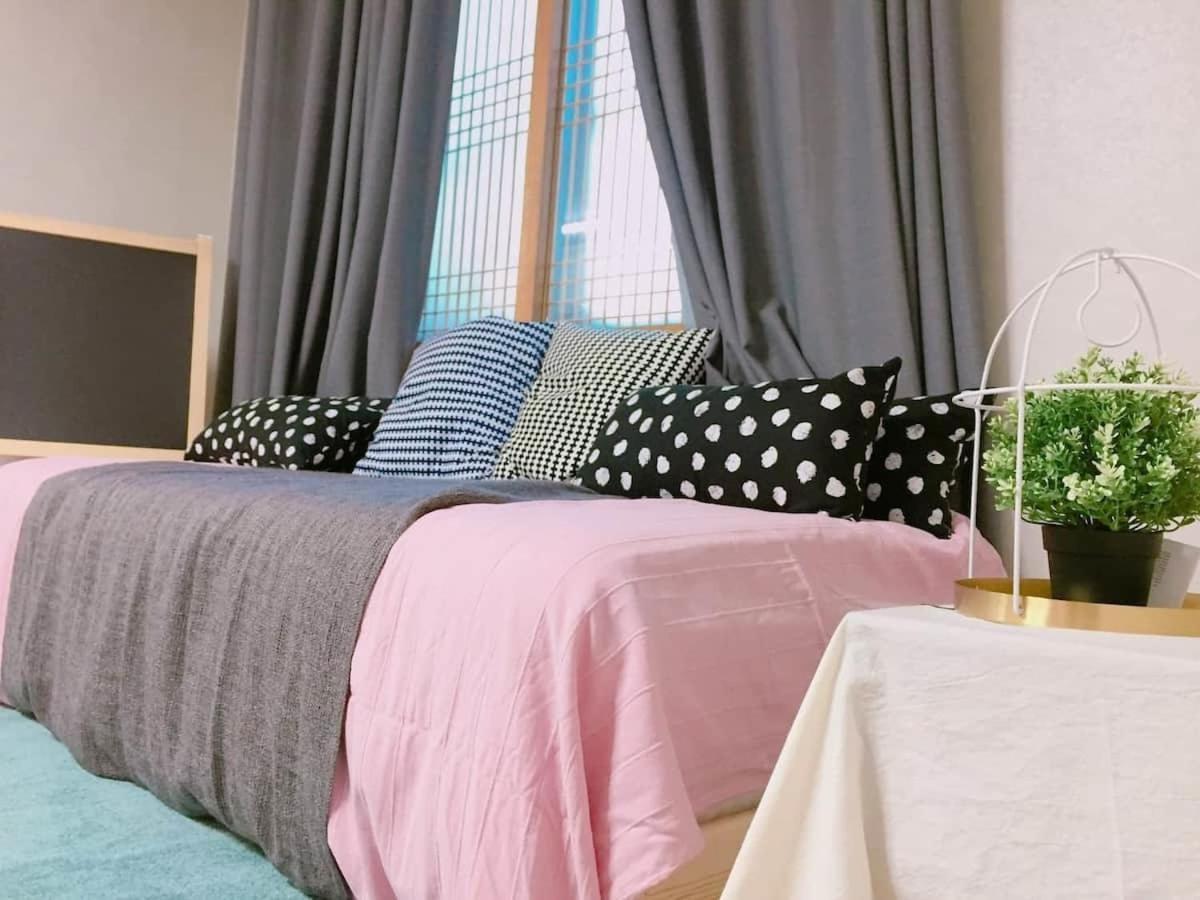 Urban Cozy Near The River Apartment *