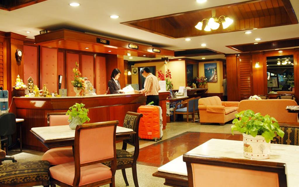 Silom Village
