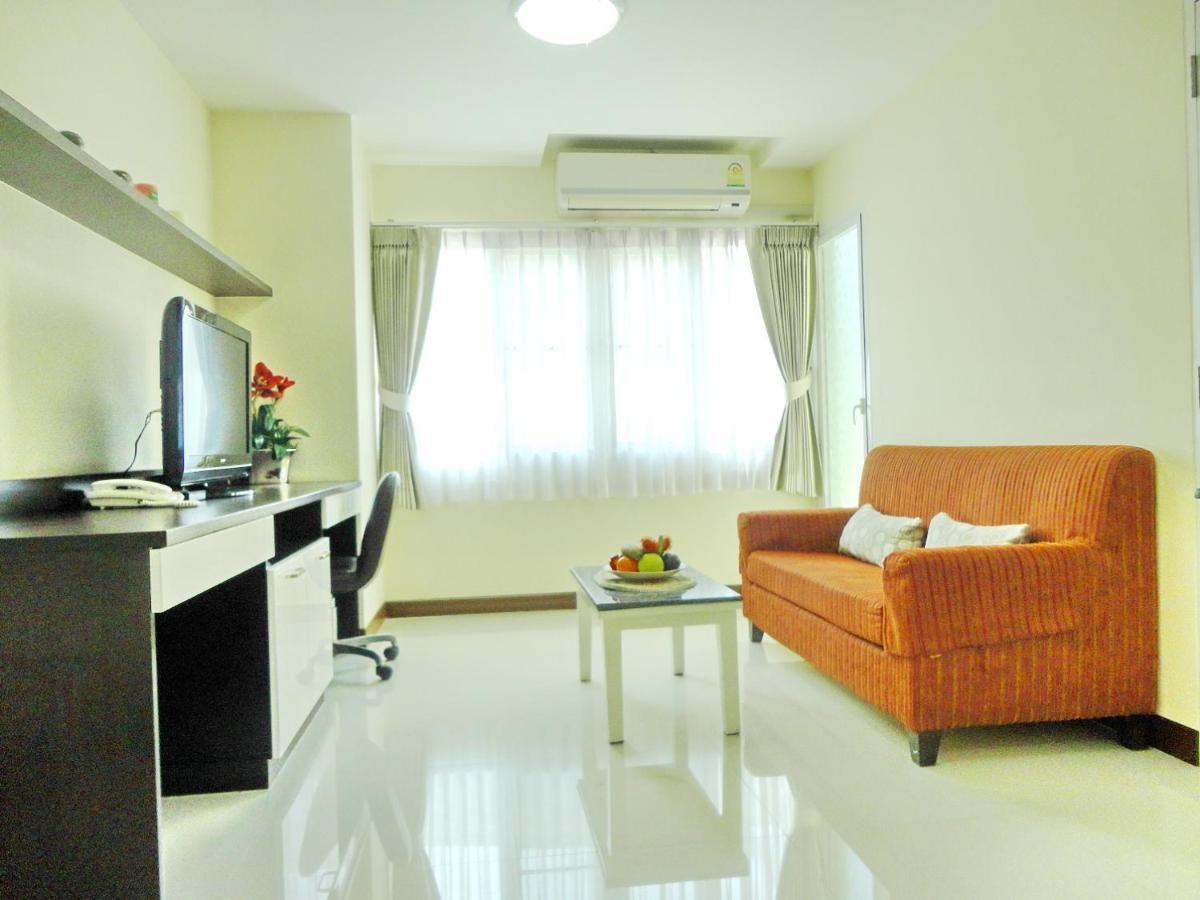 Apartment Charming Resident Near Bts Ekkamai Station
