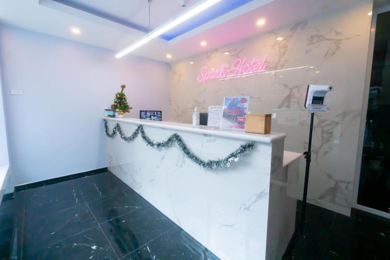 Hotel Spark - Mrt Queen Sirikit - Sha Extra Certified Bangkok
