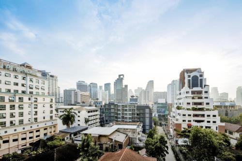 Hotel The Quarter Ploenchit By Uhg 4*