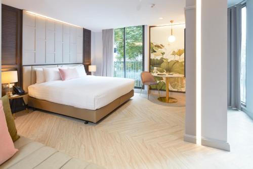 The Quarter Ploenchit By Uhg 4*