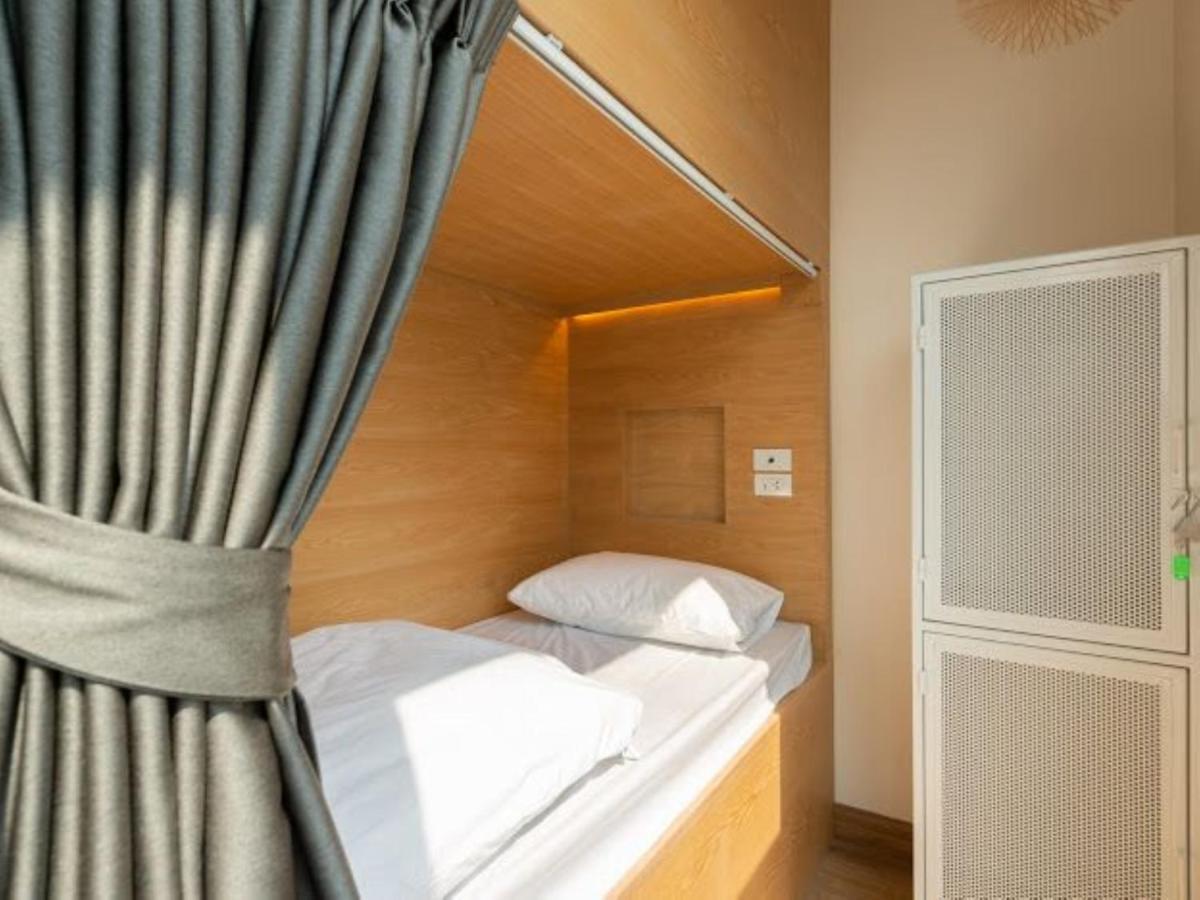 Ratchada - Rotfai Hostel