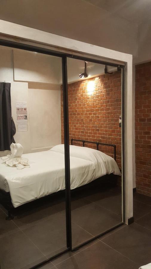 Hostel Bed Place Bangkok