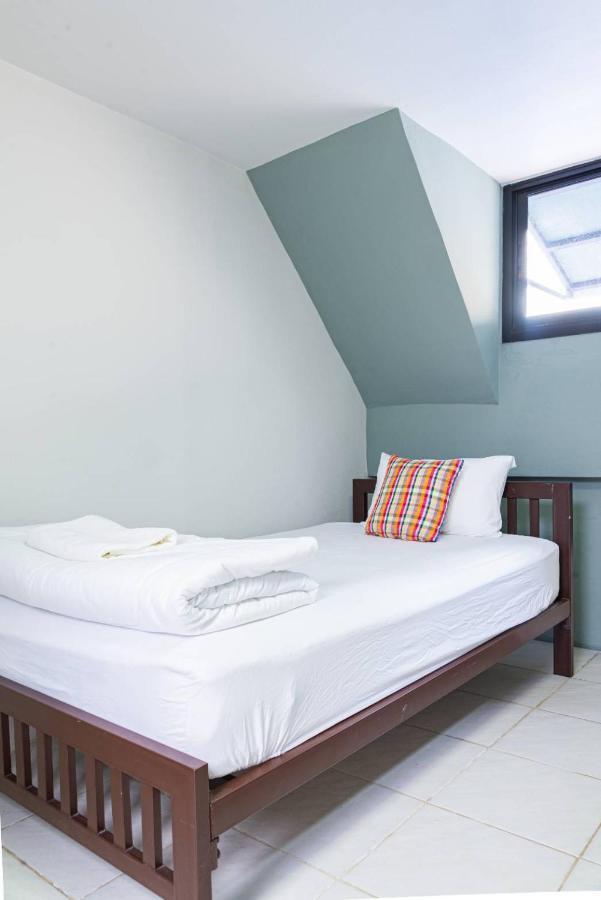 Asok Montri Hostel