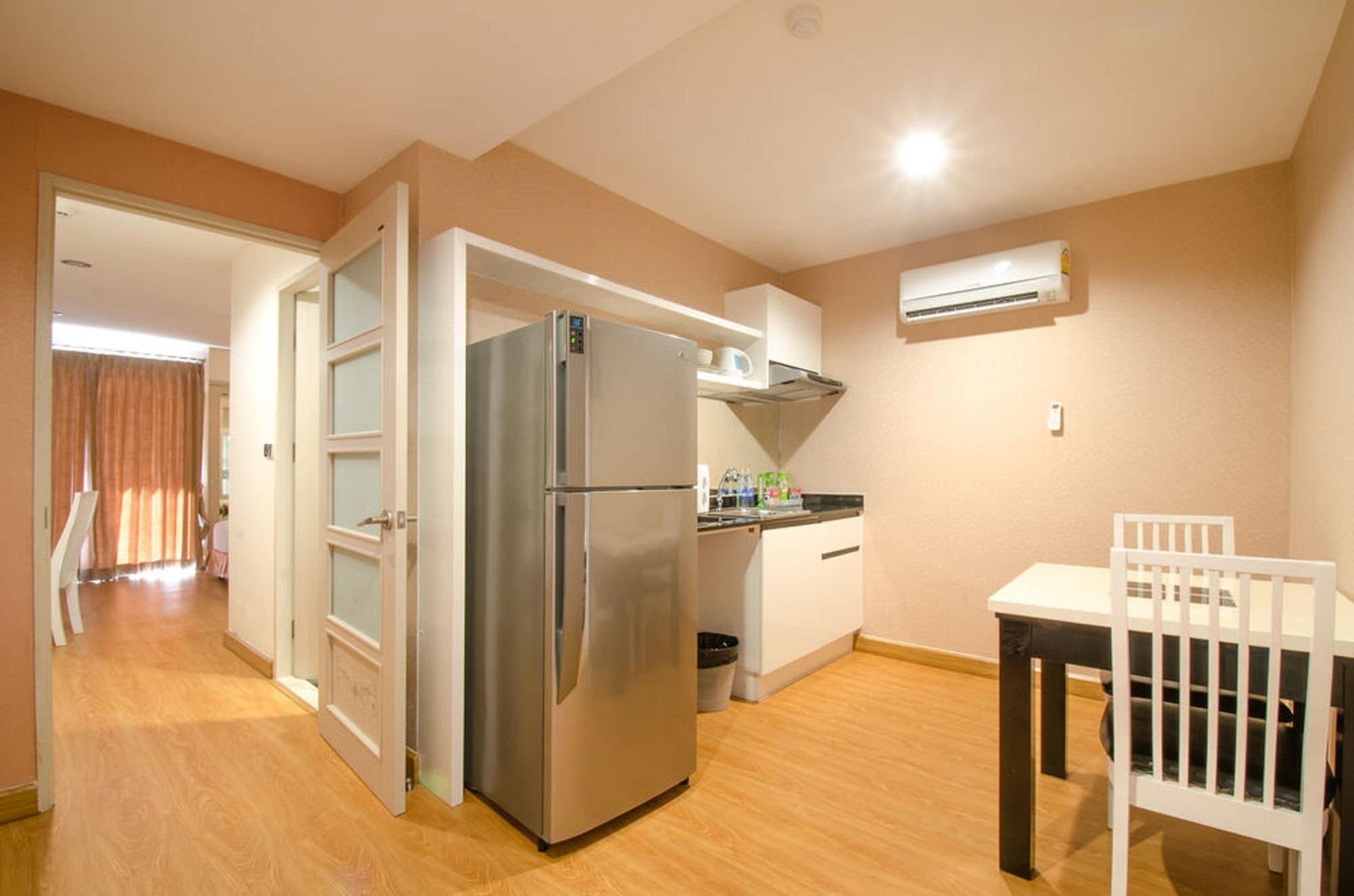 Icheck Residences Sathorn Hotel
