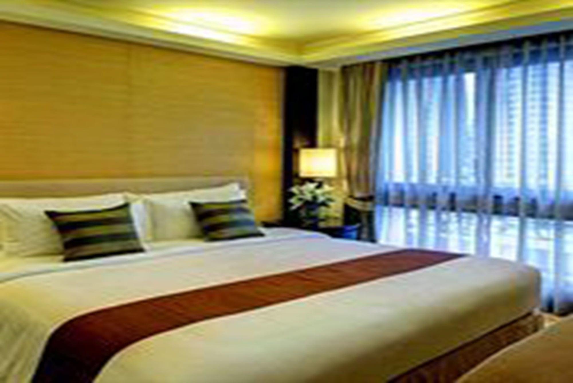 Radisson Chateau De 4*