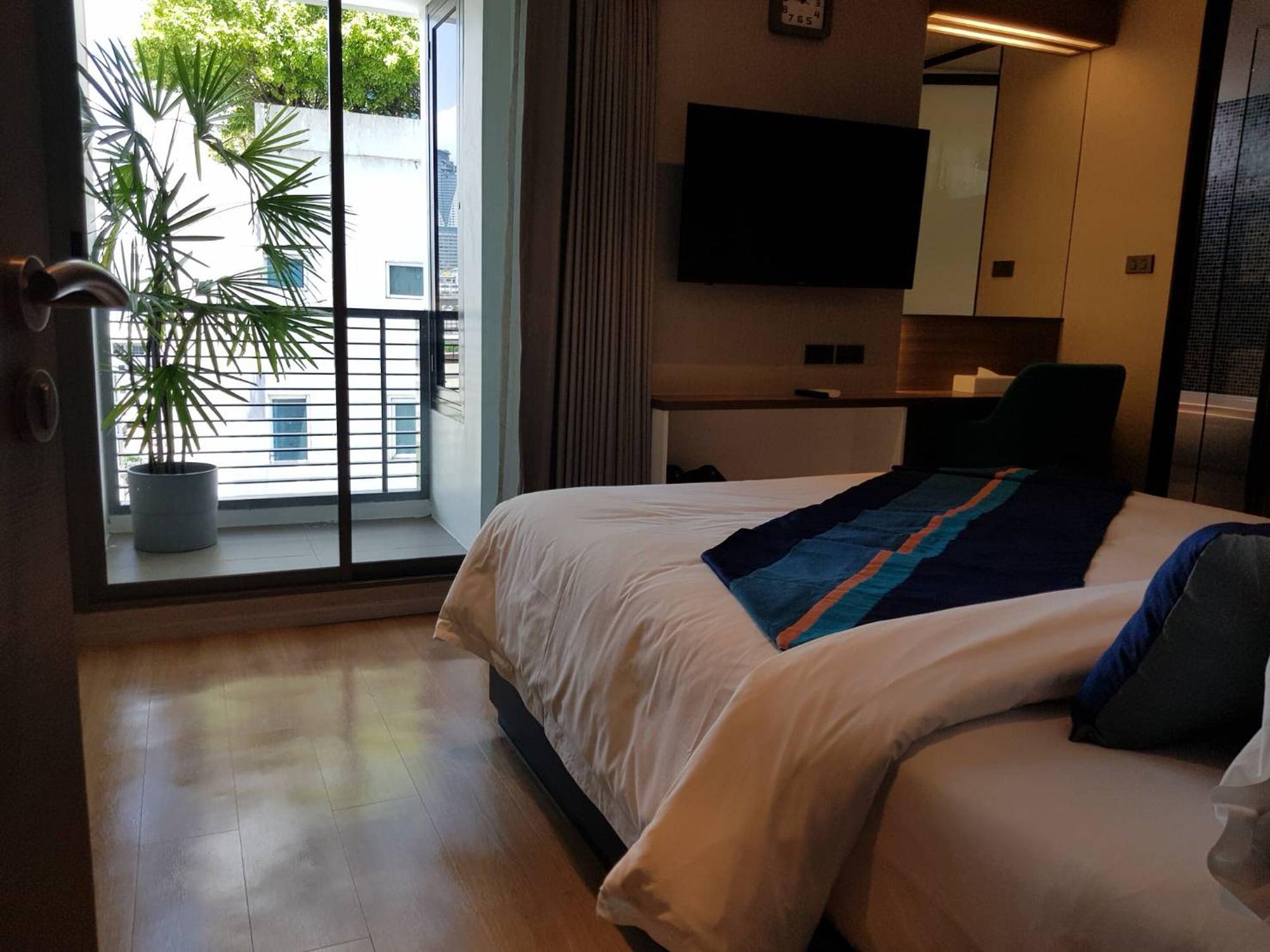 Hotel Bizotel Premier &