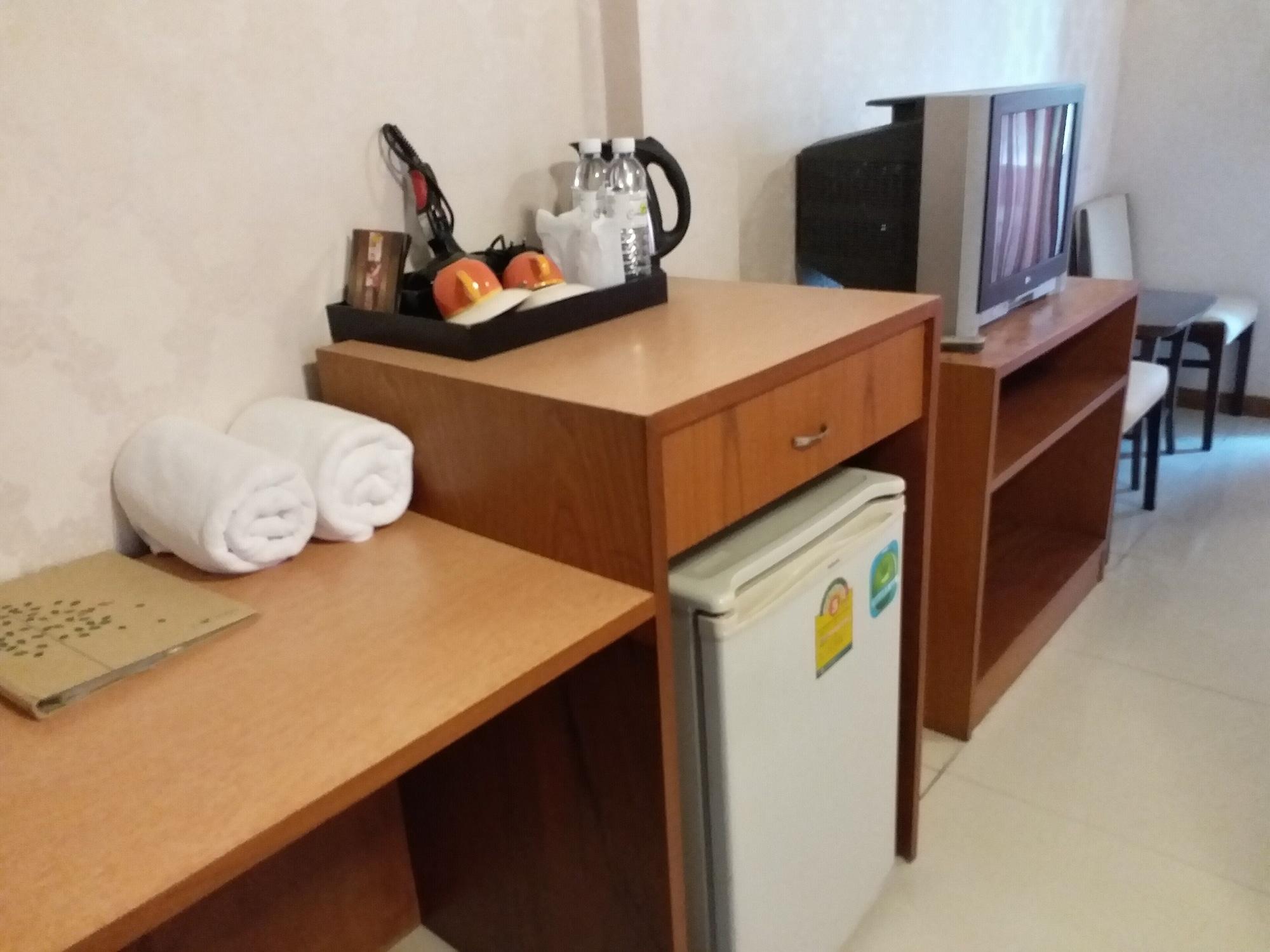 Convenient Resort, Suvarnabhumi Airport Hotel Bangkok