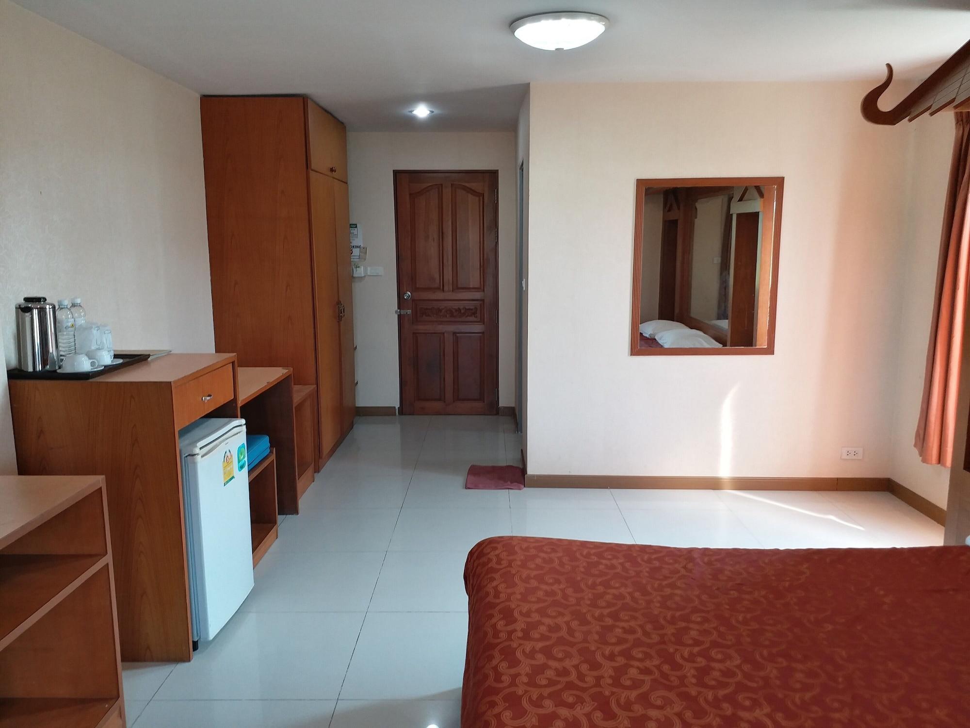 Convenient Resort, Suvarnabhumi Airport Hotel 3*