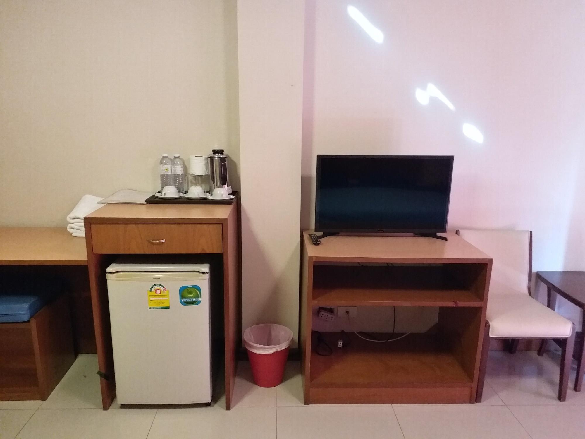 Convenient Resort, Suvarnabhumi Airport 3*