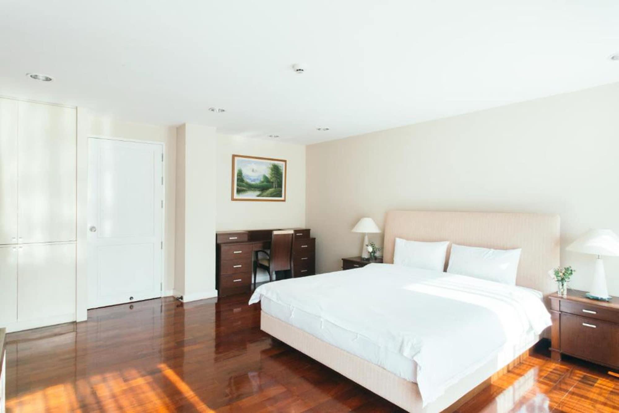 Thomson Bangkok