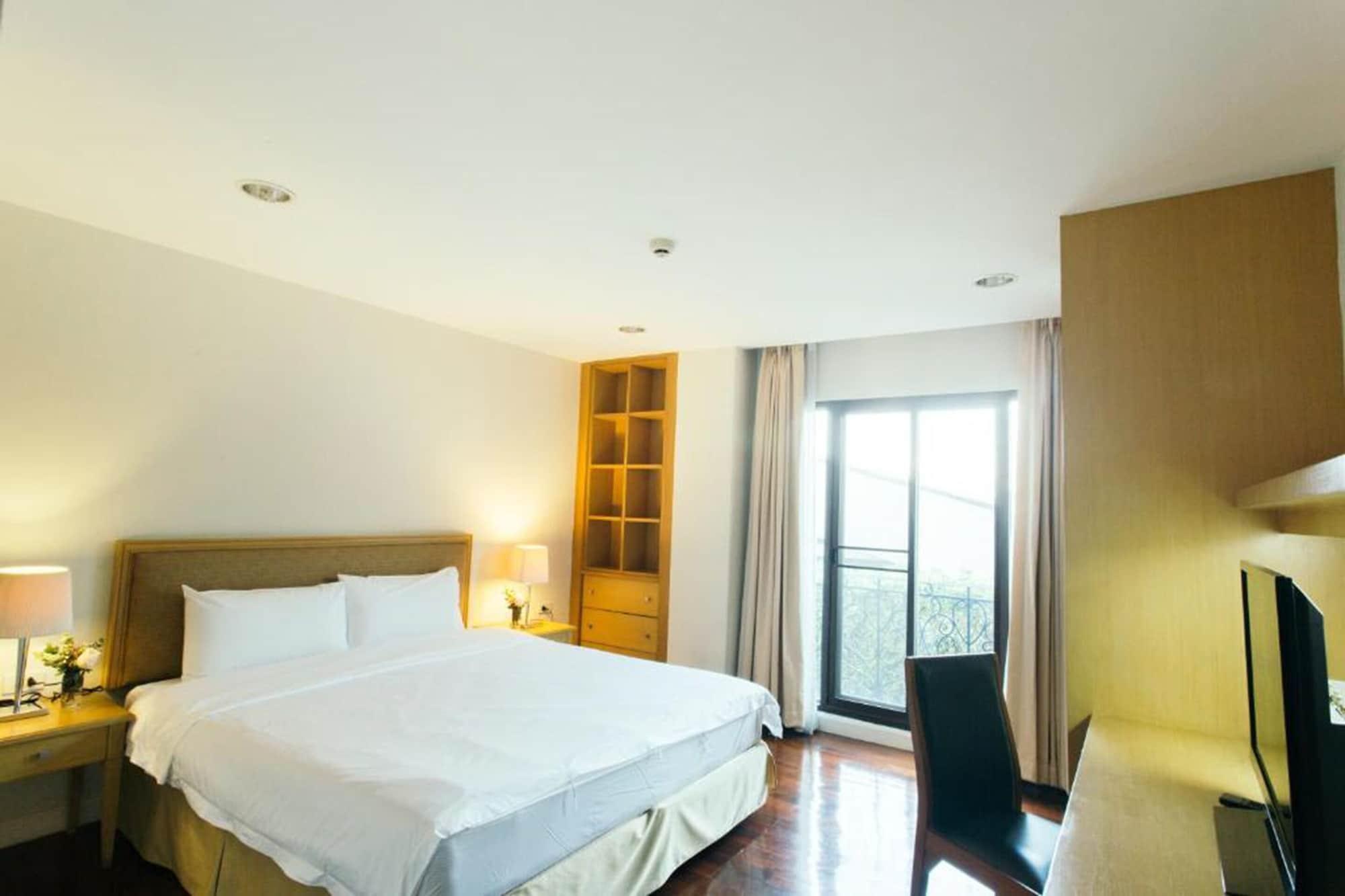 Thomson Hotel