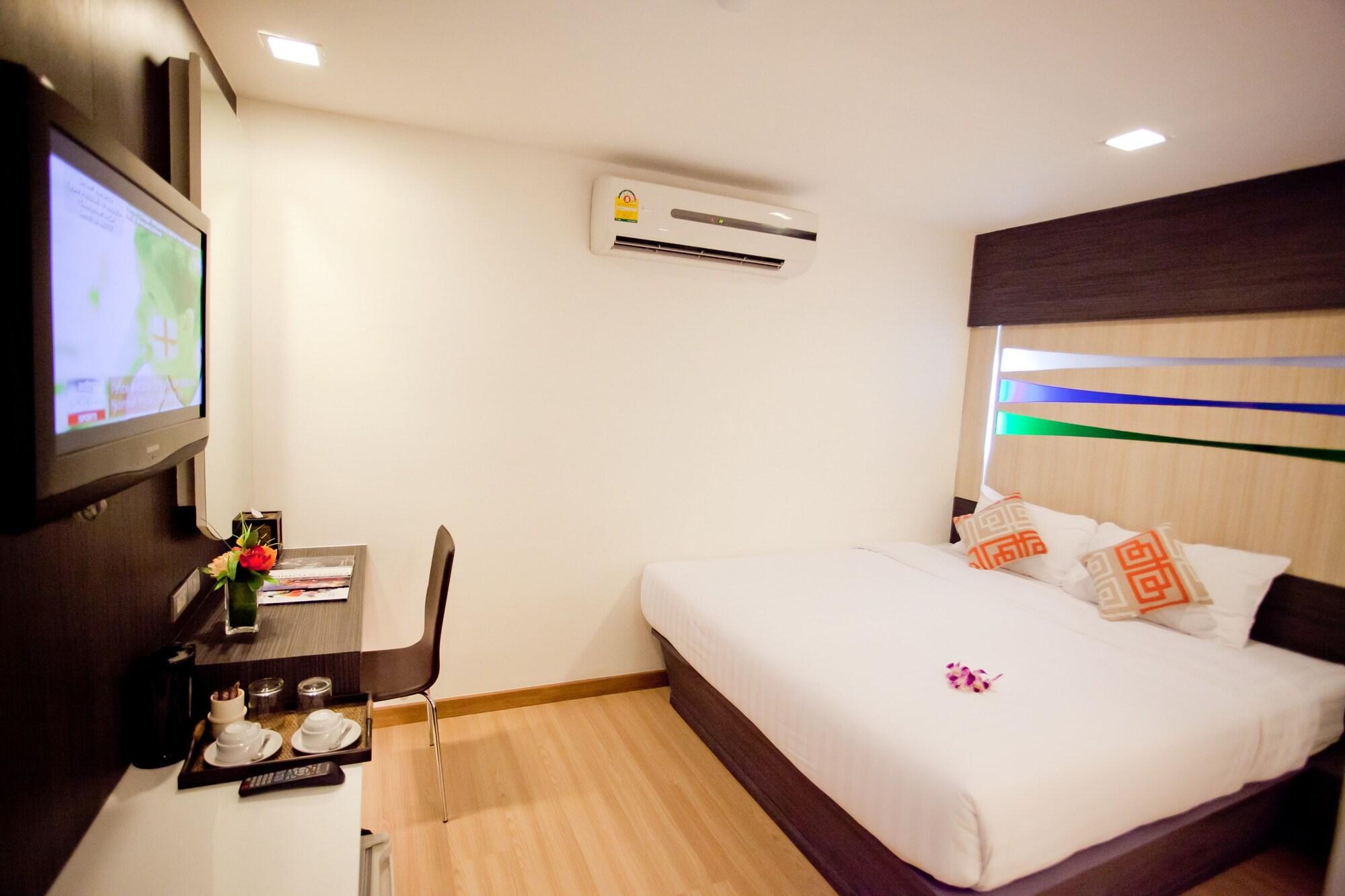 Sukhumvit 11 Hotel