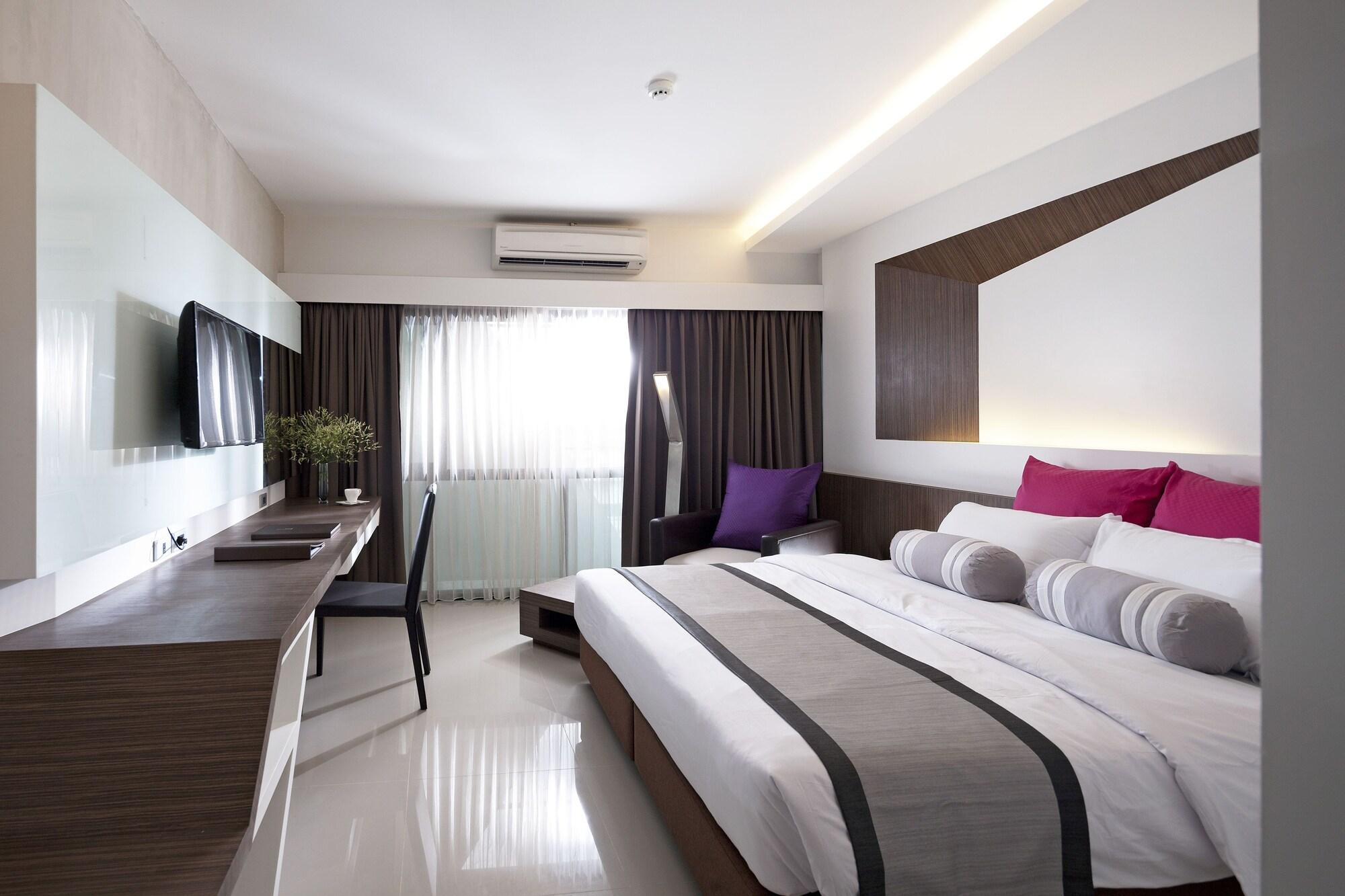 Nine Forty One Hotel 4*