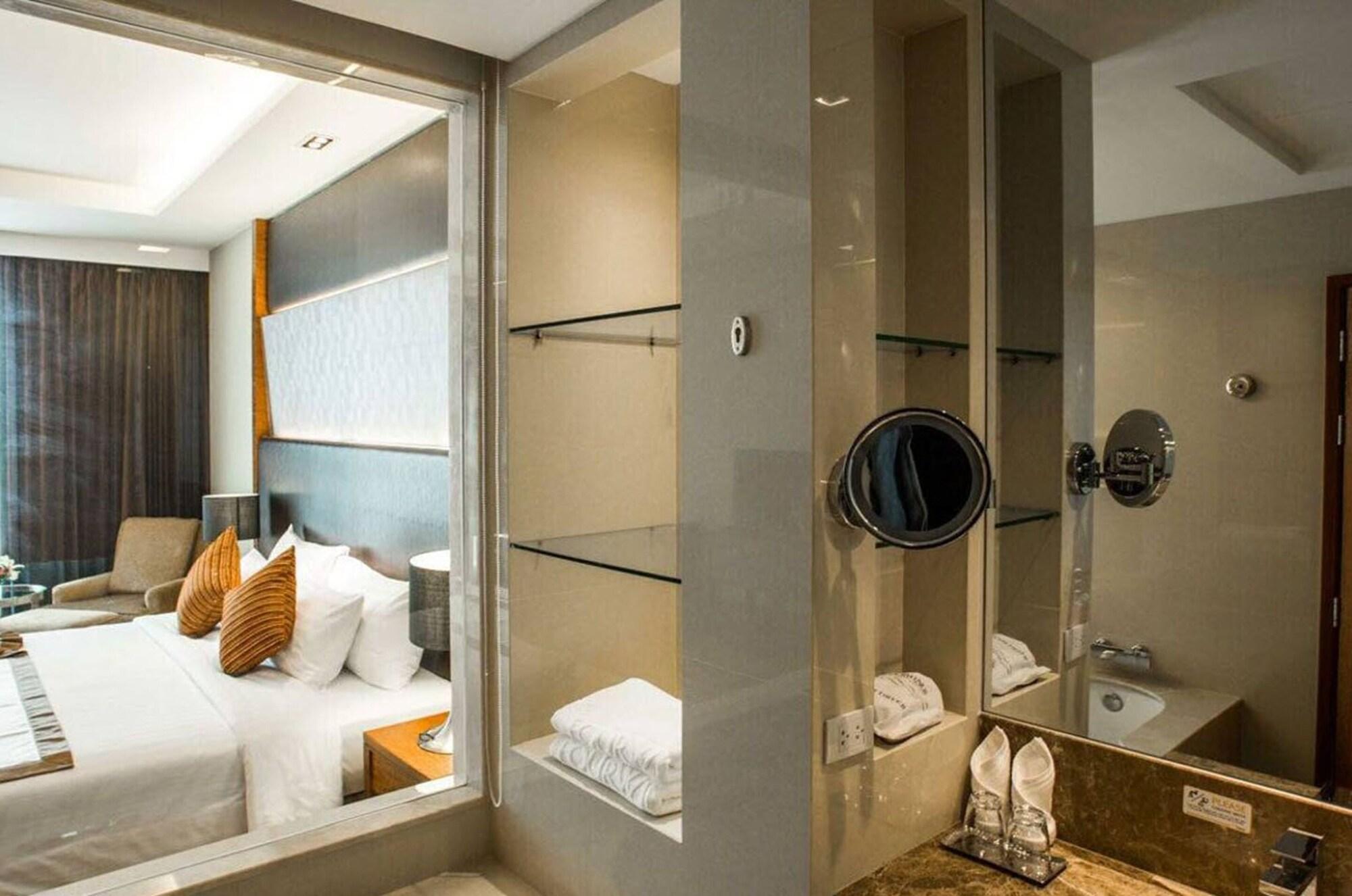 The Grand Fourwings Convention 5* Bangkok