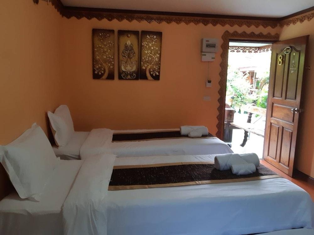 Resort Montri Donmuang 2*