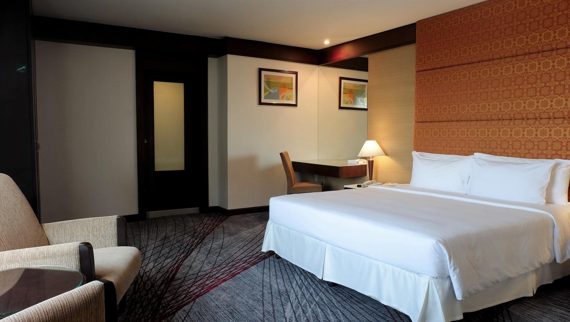 Zenith Sukhumvit Hotel