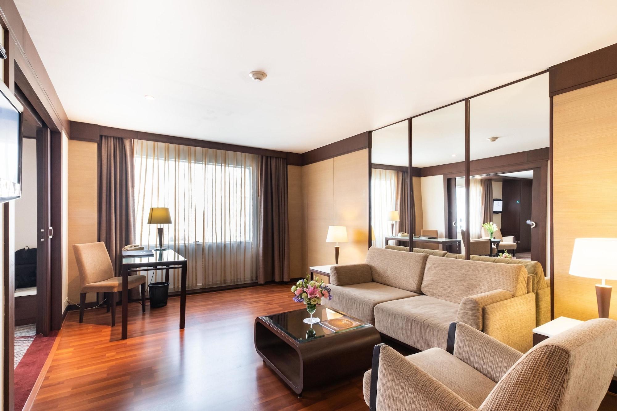 Zenith Sukhumvit Hotel