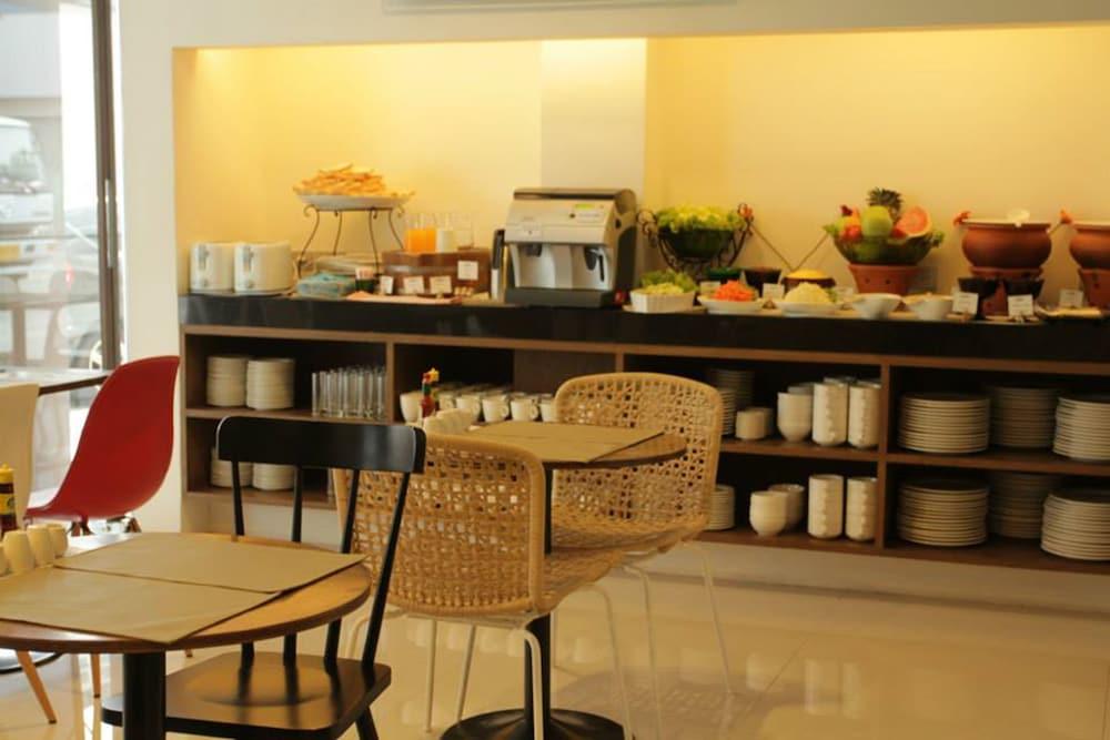 Metz Pratunam 3*