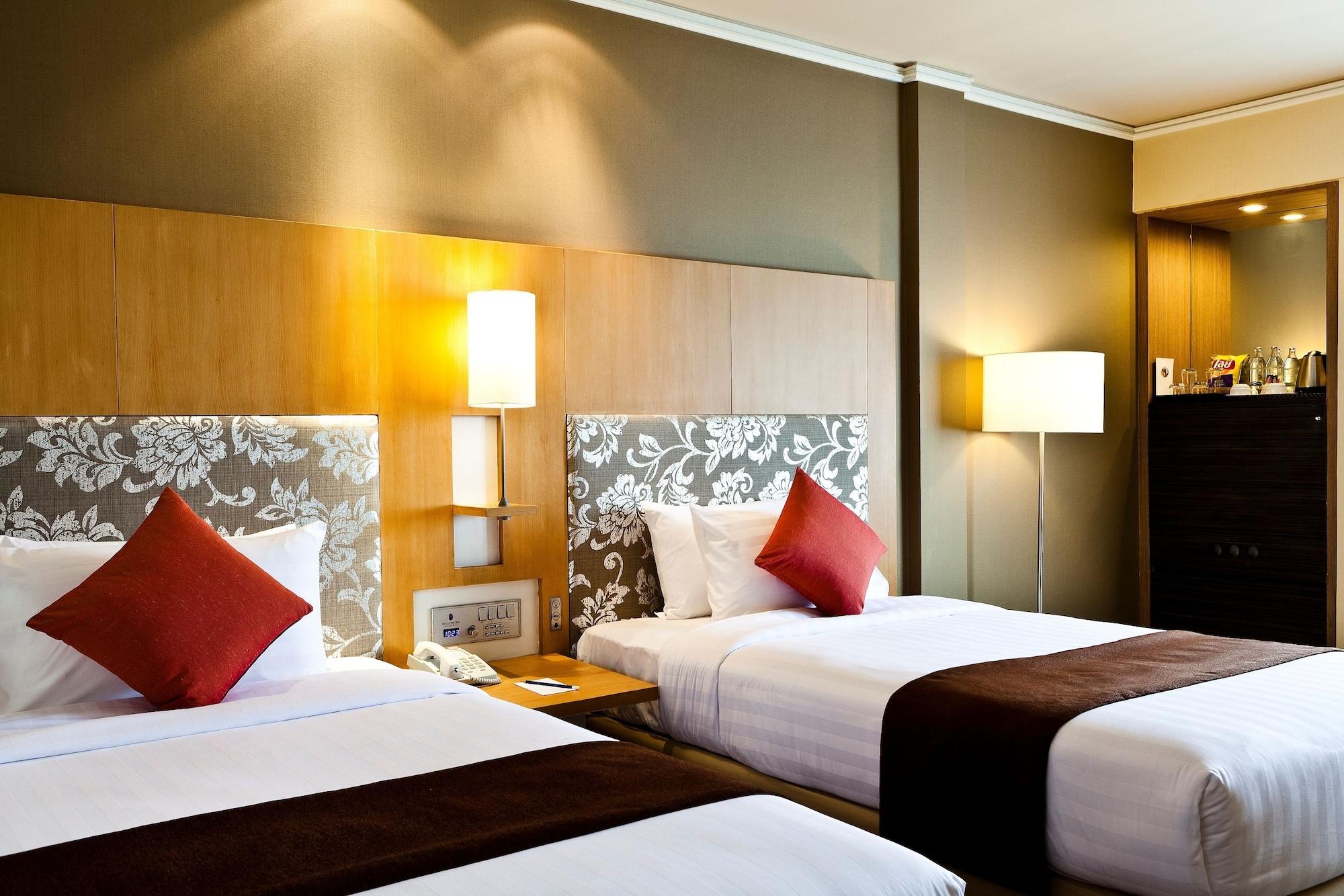 Royal Princess Larn Luang - Sha Extra 4*