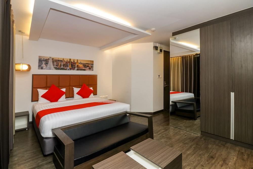 Aim House Hotel 3*