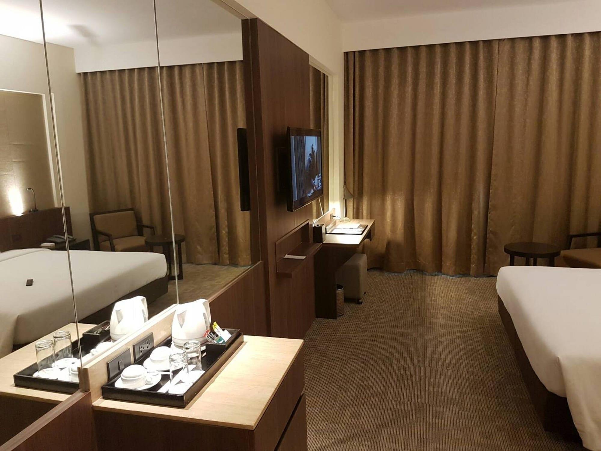 Louis Tavern Hotel 3*