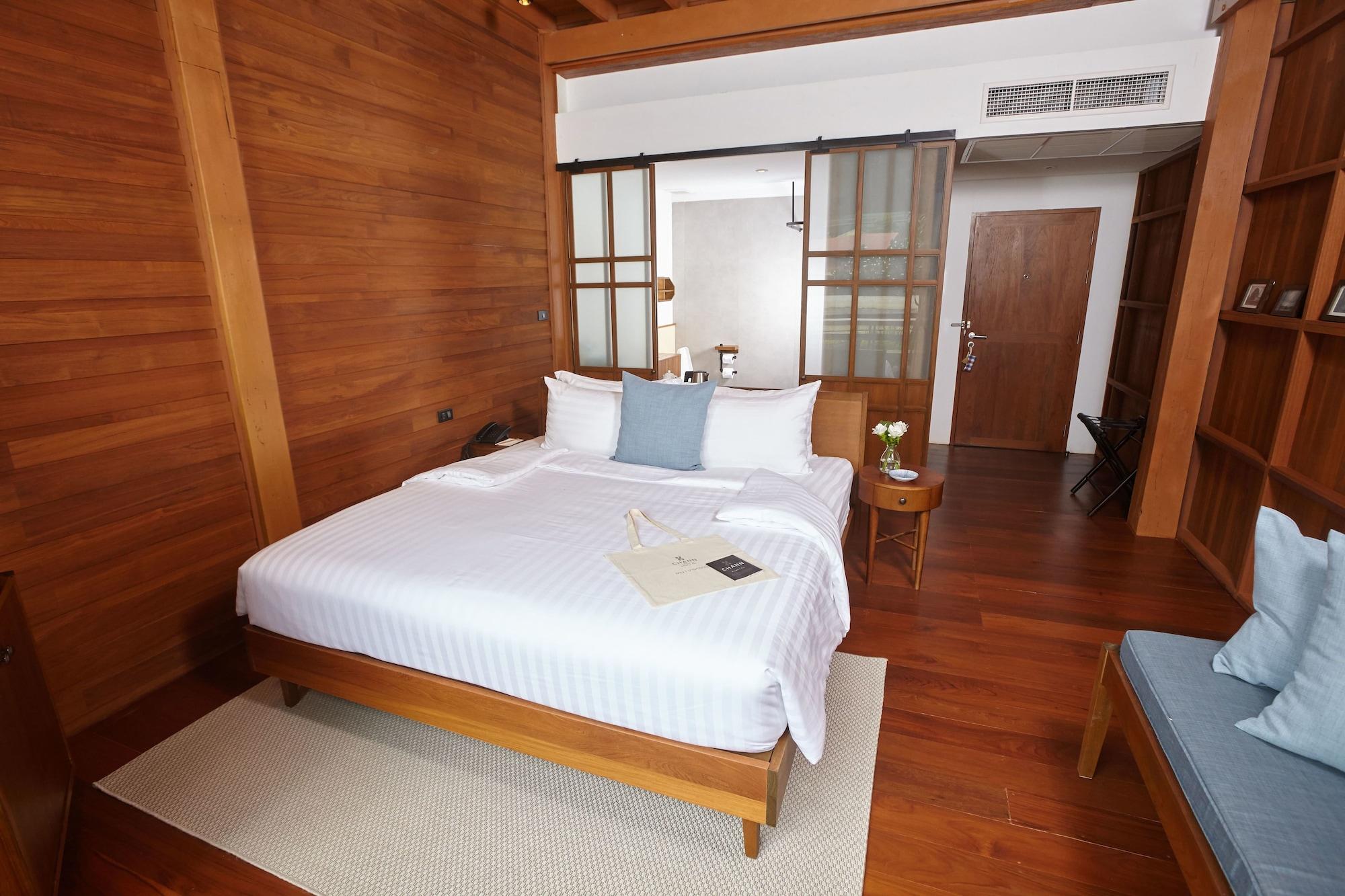 Chann Noi Hotel 3*