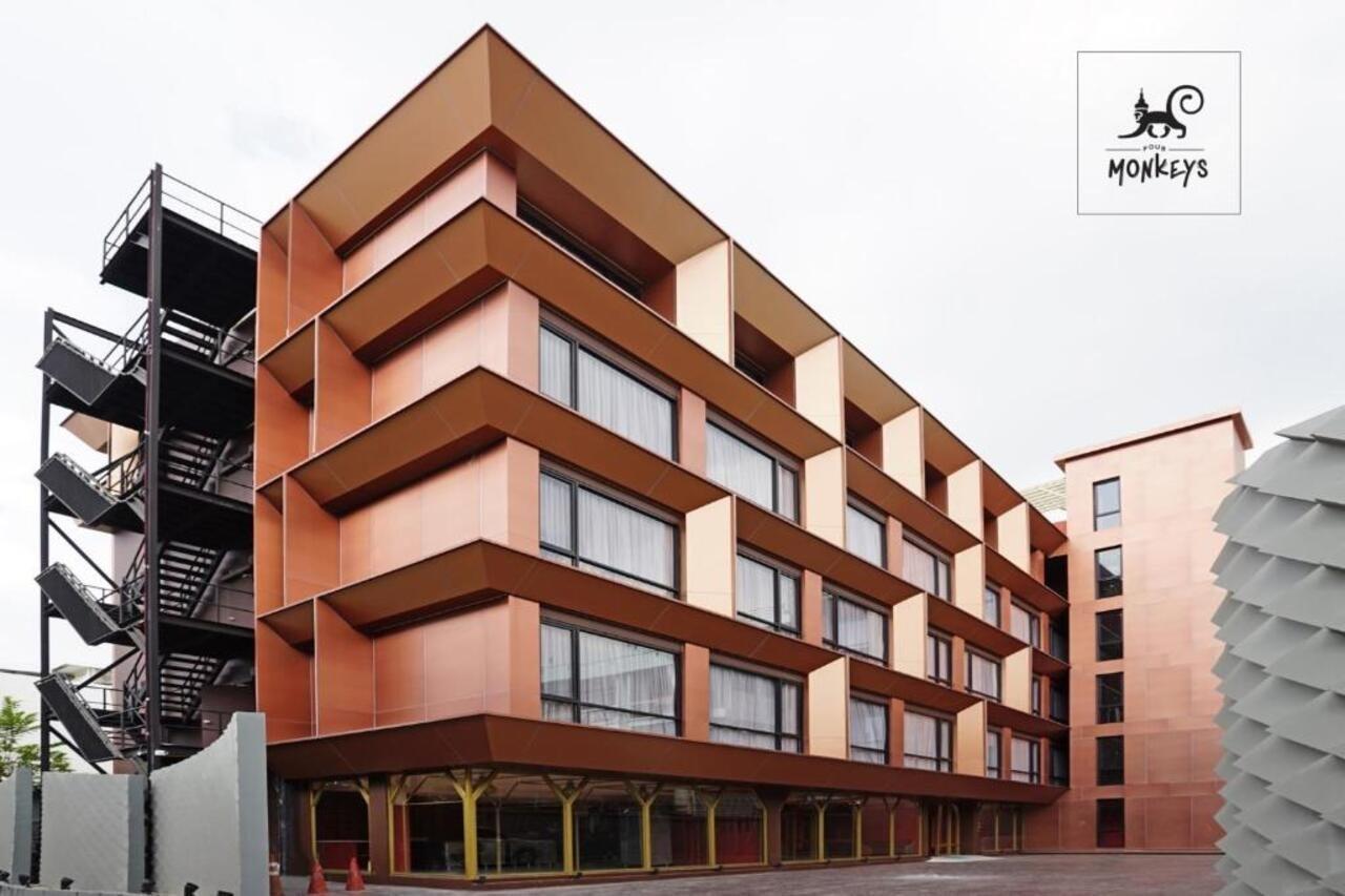4 Monkeys Hotel 4*