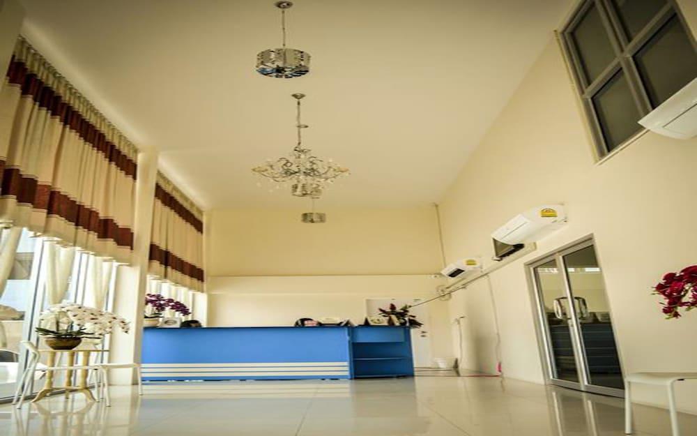 Hotel @love Place Bangkok
