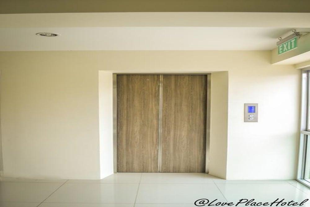 @love Place Hotel 3*