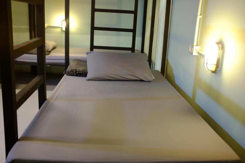 The Mixx Hotel