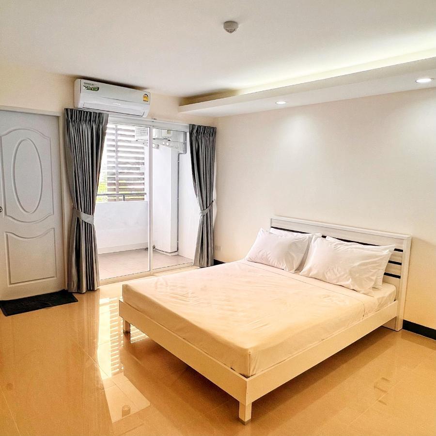 สิรสรร เพลส * Bangkok