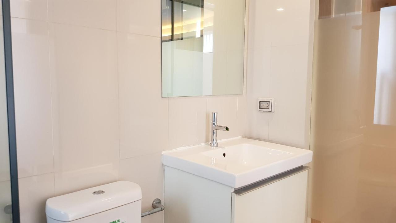 Downtown Near Asok Bts Mrt Terminal 21 Rooftop Pool & Gym * Bangkok