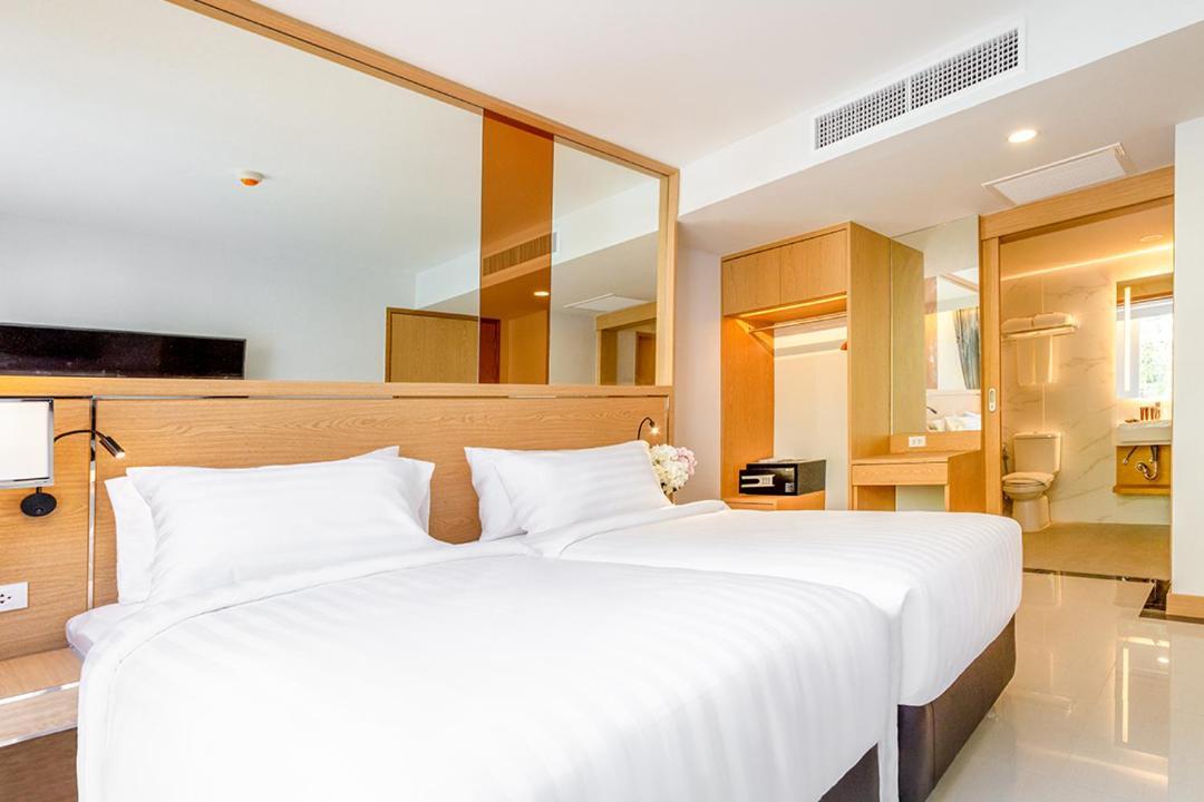 Hotel Fx Nana