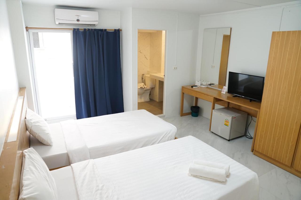 Inn View Place & 3*