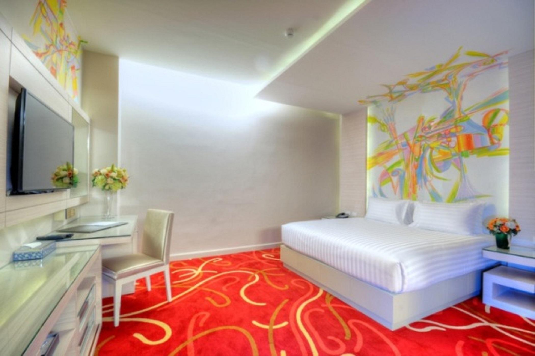 Hotel One One