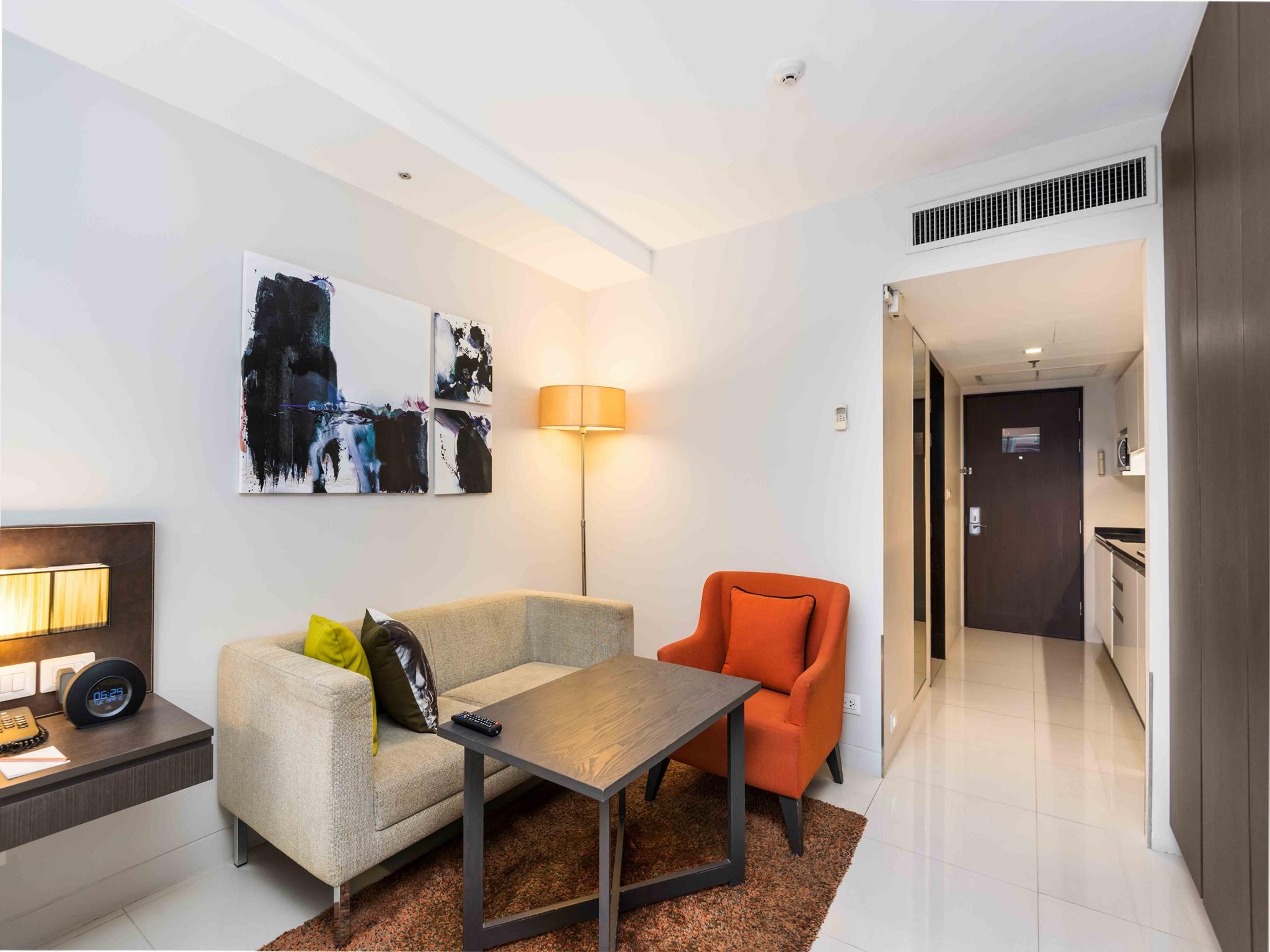 Hotel Maitria Sukhumvit 18 - A Chatrium Collection 4*