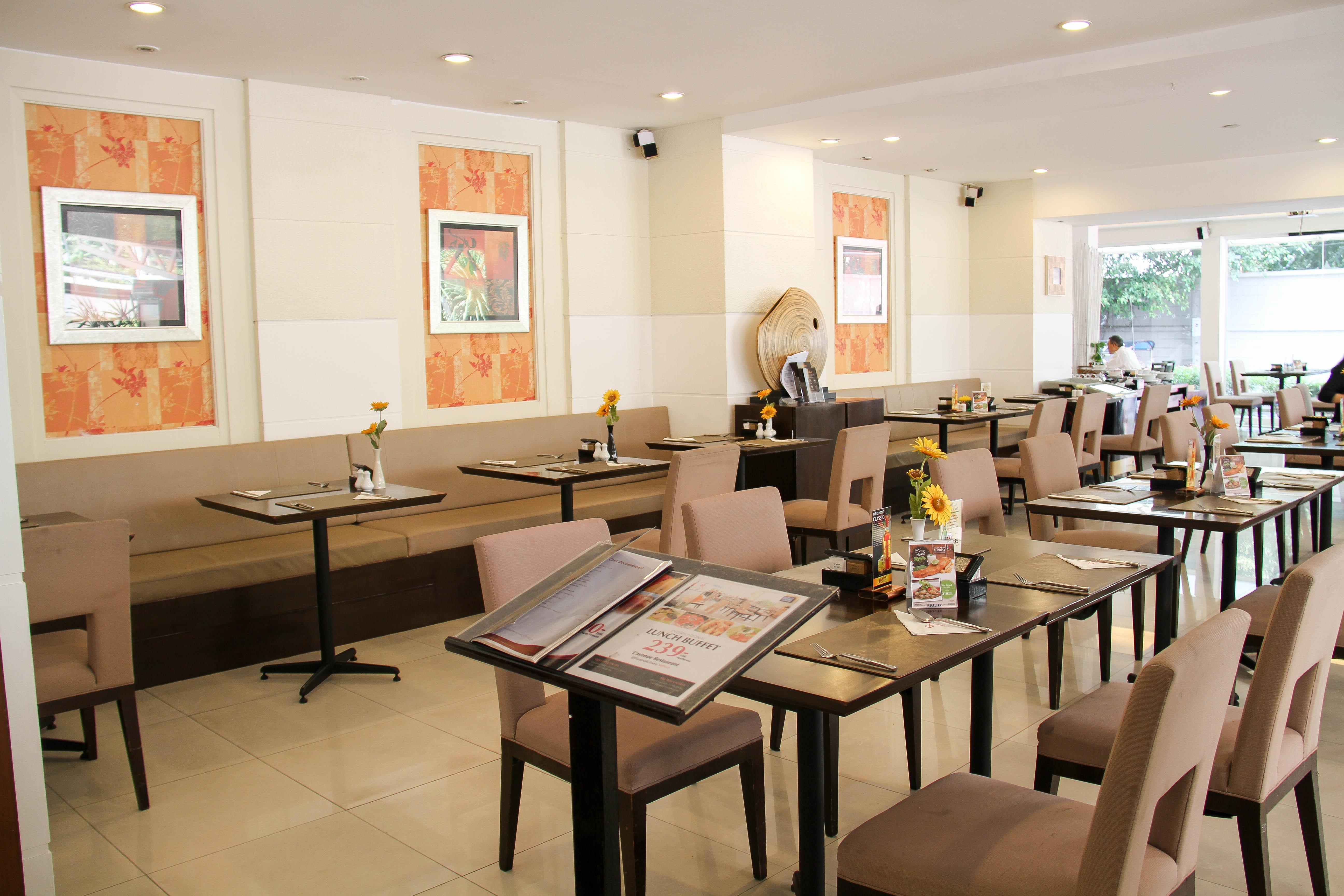 Furamaxclusive Sathorn, 4*